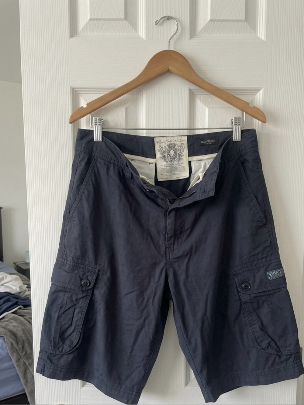 Marc Ecko Cut & Sew Men's Dark Navy Cargo Shorts Size 32 100% Cotton Utility Str
